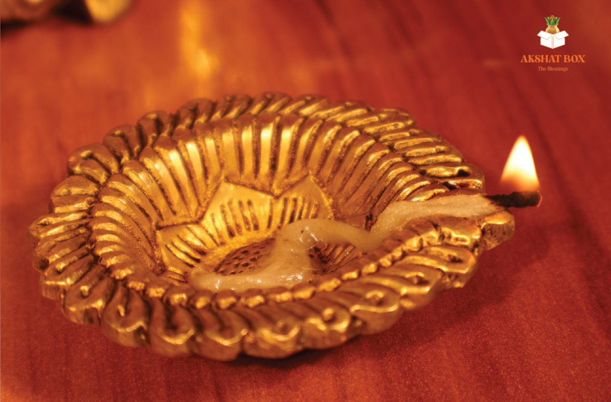 Brass Diya-Deepam Lotus Design - Image 4