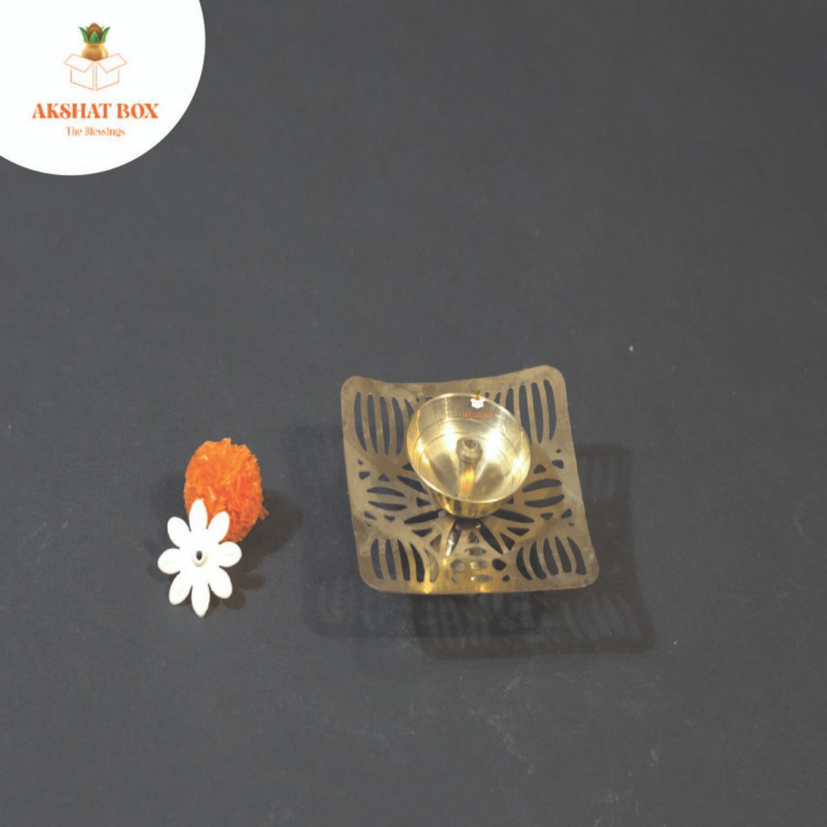 Antique Brass Cutting Jaali Akhand Diya - Image 7