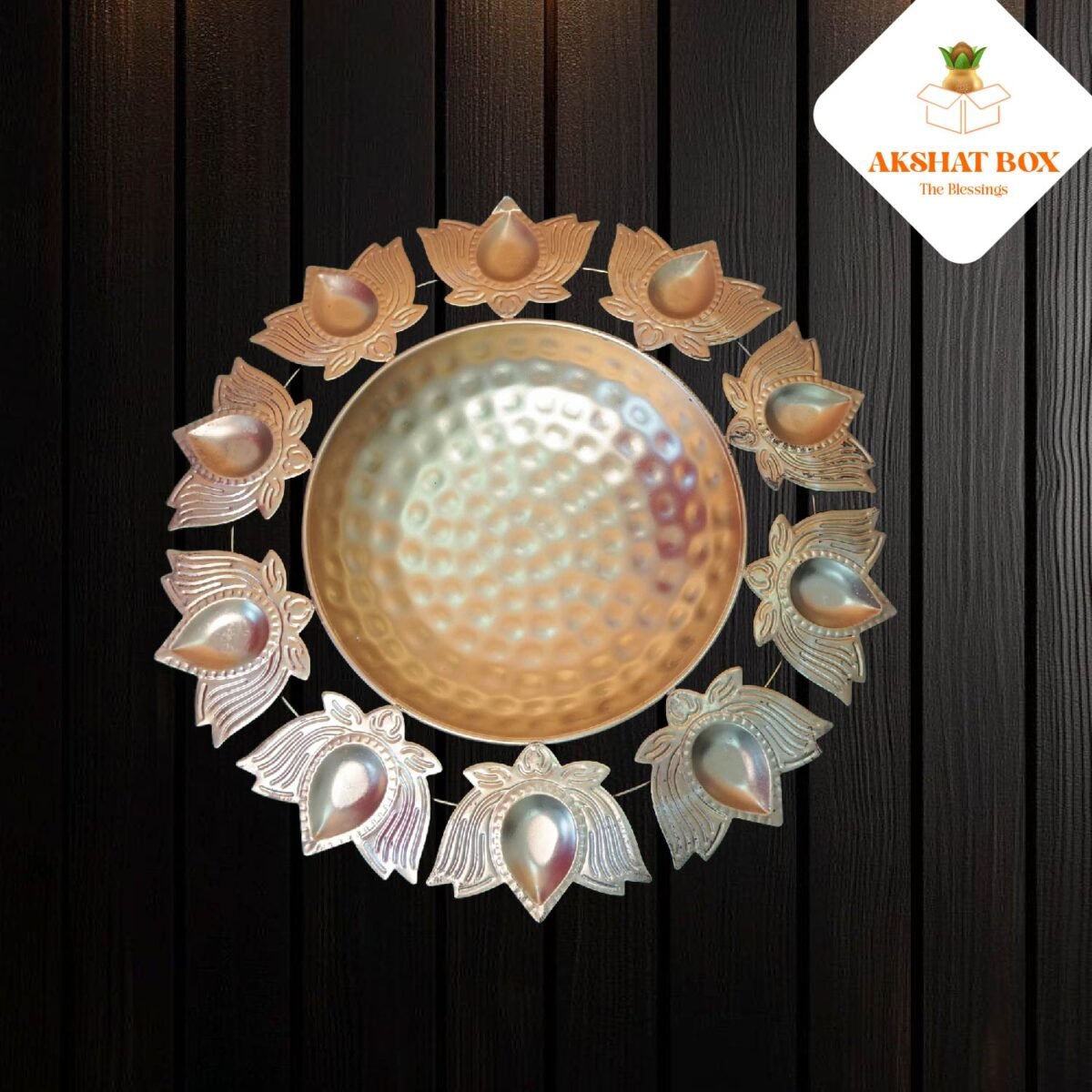 DESIGENER LOTUS DEEPAK URLI - Image 3